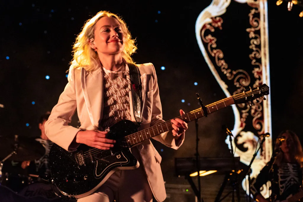 phoebe bridgers tour